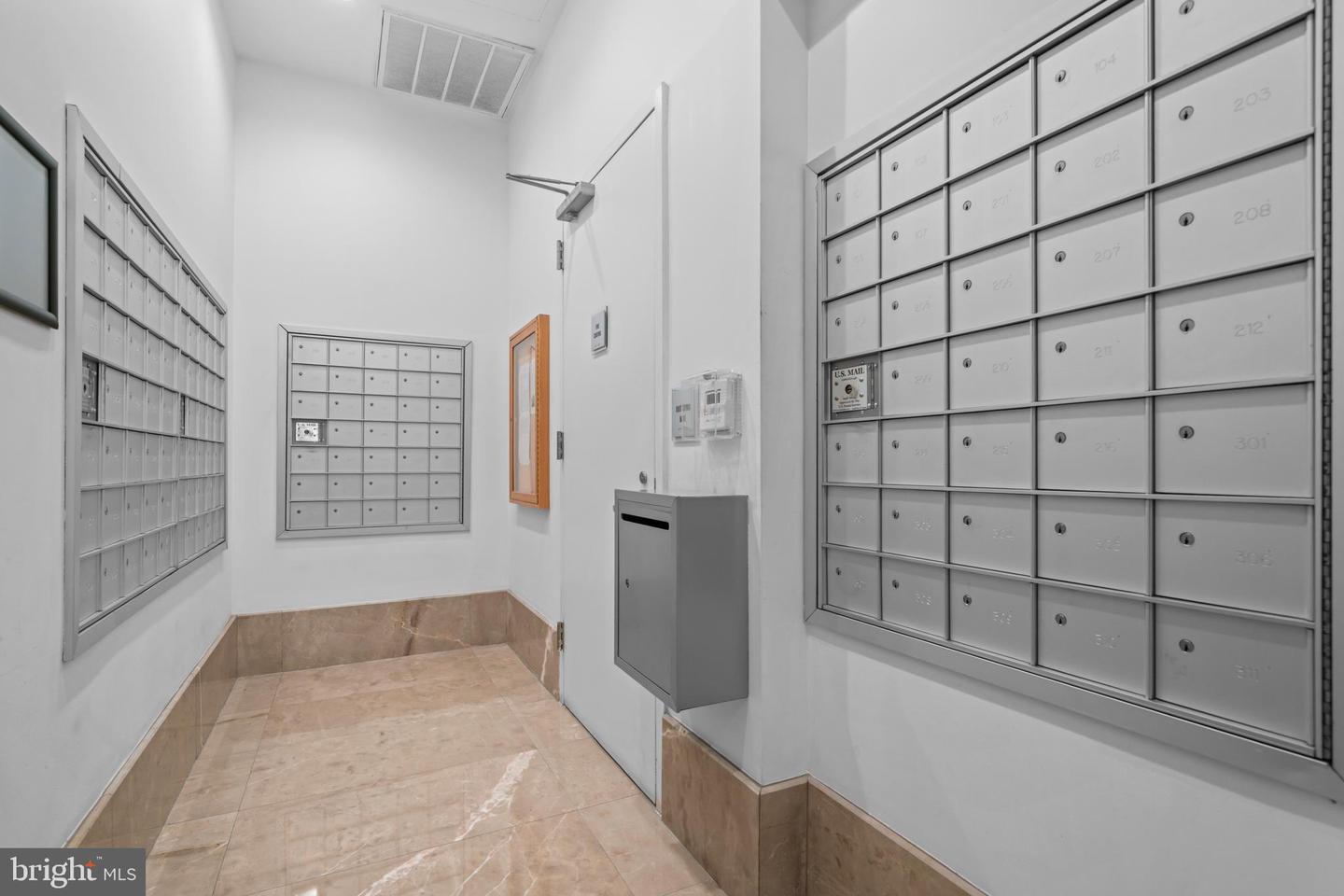 820 N POLLARD ST #307, ARLINGTON, Virginia 22203, 1 Bedroom Bedrooms, ,1 BathroomBathrooms,Residential,For sale,820 N POLLARD ST #307,VAAR2065926 MLS # VAAR2065926 820 N POLLARD ST #307, ARLINGTON, Virginia 22203, 1 Bedroom Bedrooms, ,1 BathroomBathrooms,Residential,For sale,820 N POLLARD ST #307,VAAR2065926 MLS # VAAR2065926