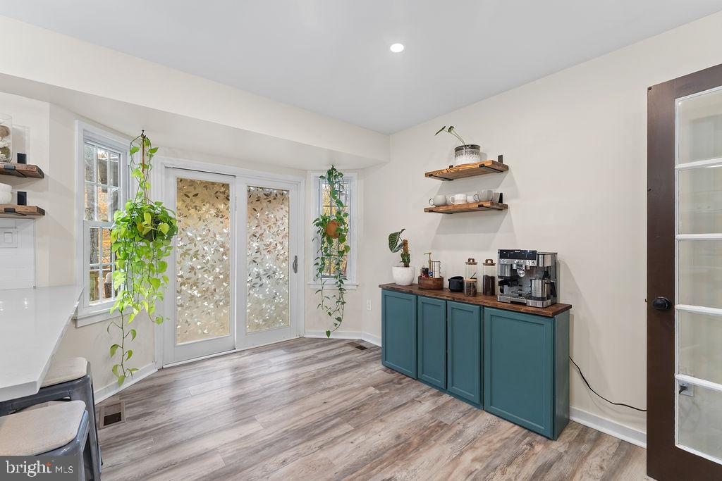 148 OAKWOOD DR, STAFFORD, Virginia 22554, 3 Bedrooms Bedrooms, 6 Rooms Rooms,2 BathroomsBathrooms,Residential,For sale,148 OAKWOOD DR,VAST2044158 MLS # VAST2044158