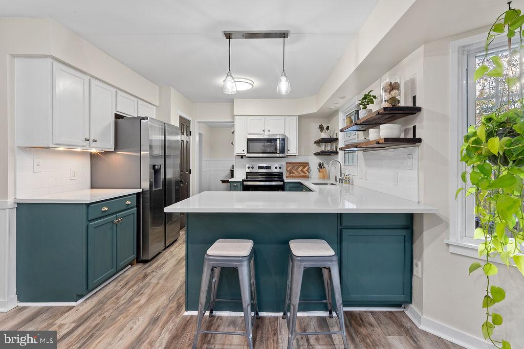 148 OAKWOOD DR, STAFFORD, Virginia 22554, 3 Bedrooms Bedrooms, 6 Rooms Rooms,2 BathroomsBathrooms,Residential,For sale,148 OAKWOOD DR,VAST2044158 MLS # VAST2044158