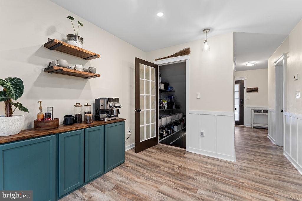 148 OAKWOOD DR, STAFFORD, Virginia 22554, 3 Bedrooms Bedrooms, 6 Rooms Rooms,2 BathroomsBathrooms,Residential,For sale,148 OAKWOOD DR,VAST2044158 MLS # VAST2044158