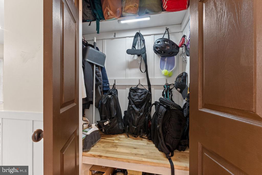 148 OAKWOOD DR, STAFFORD, Virginia 22554, 3 Bedrooms Bedrooms, 6 Rooms Rooms,2 BathroomsBathrooms,Residential,For sale,148 OAKWOOD DR,VAST2044158 MLS # VAST2044158