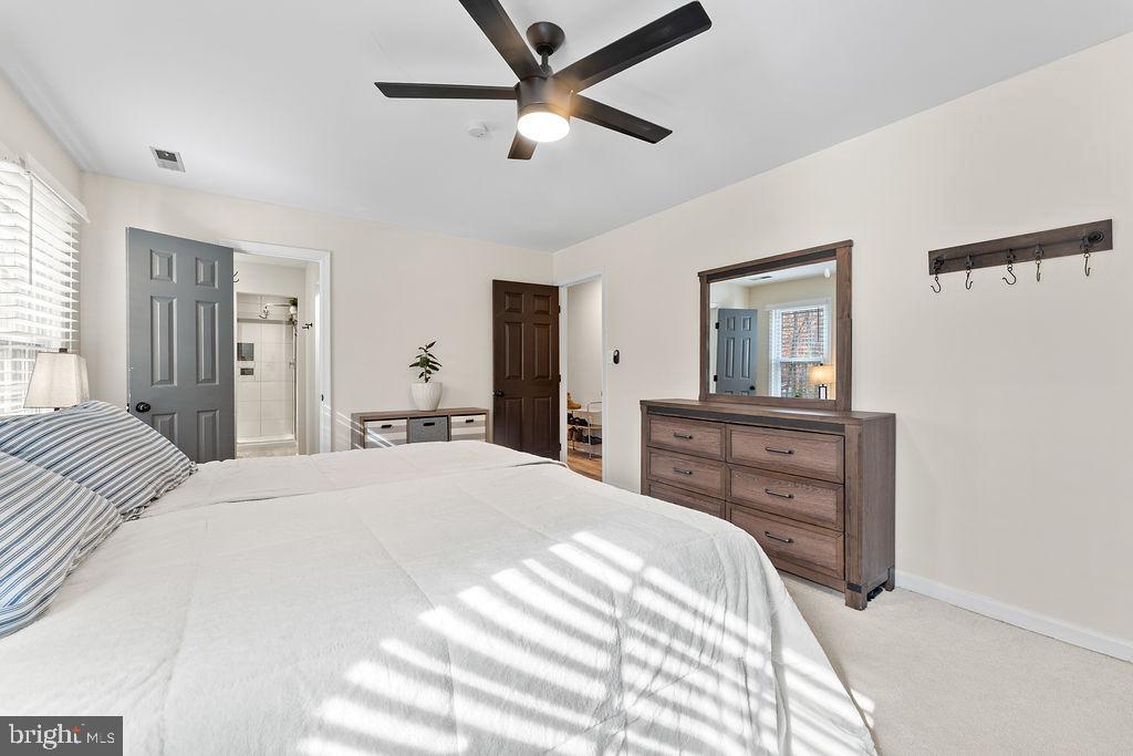 148 OAKWOOD DR, STAFFORD, Virginia 22554, 3 Bedrooms Bedrooms, 6 Rooms Rooms,2 BathroomsBathrooms,Residential,For sale,148 OAKWOOD DR,VAST2044158 MLS # VAST2044158