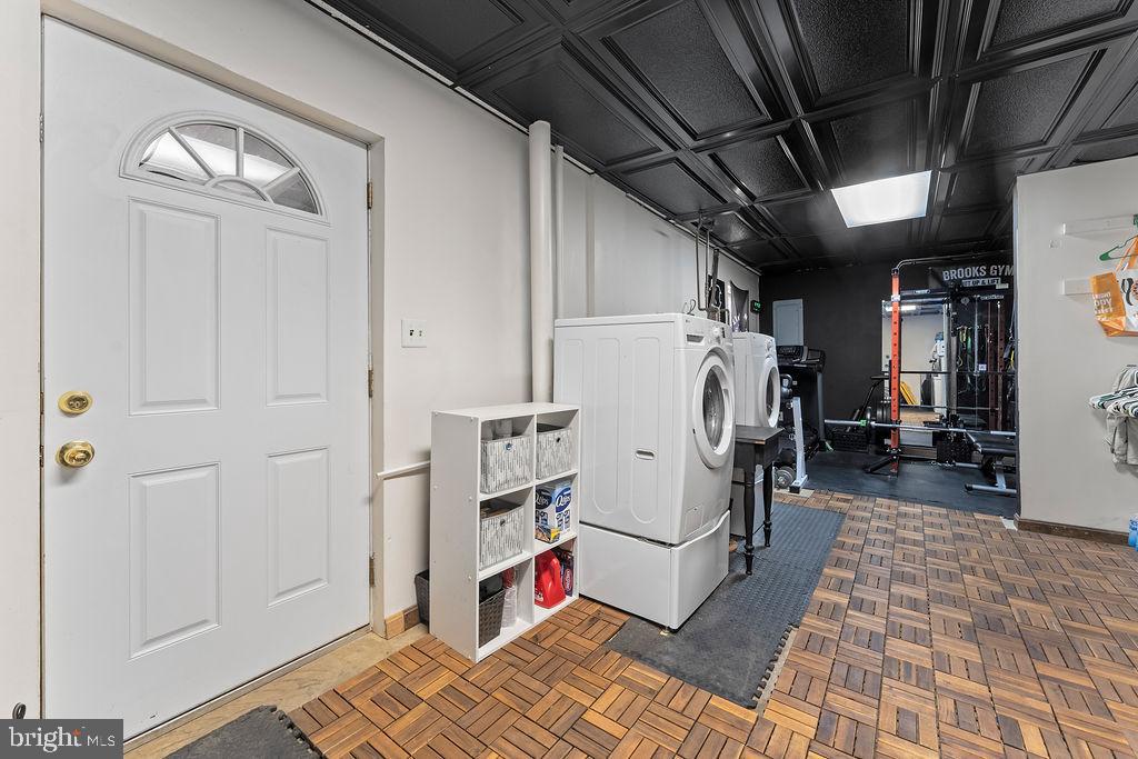 148 OAKWOOD DR, STAFFORD, Virginia 22554, 3 Bedrooms Bedrooms, 6 Rooms Rooms,2 BathroomsBathrooms,Residential,For sale,148 OAKWOOD DR,VAST2044158 MLS # VAST2044158