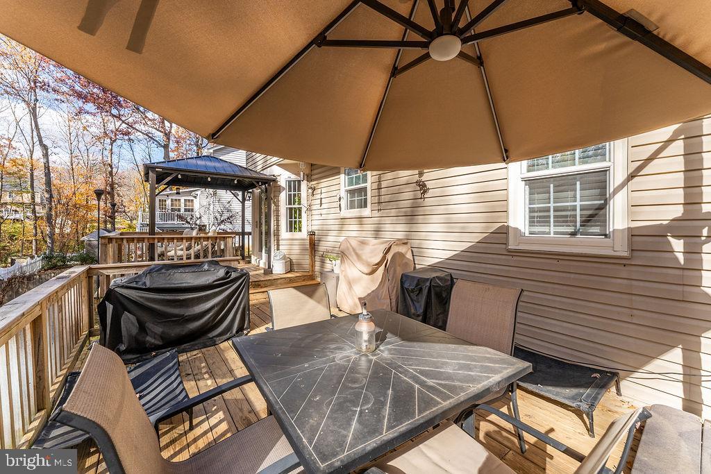 148 OAKWOOD DR, STAFFORD, Virginia 22554, 3 Bedrooms Bedrooms, 6 Rooms Rooms,2 BathroomsBathrooms,Residential,For sale,148 OAKWOOD DR,VAST2044158 MLS # VAST2044158