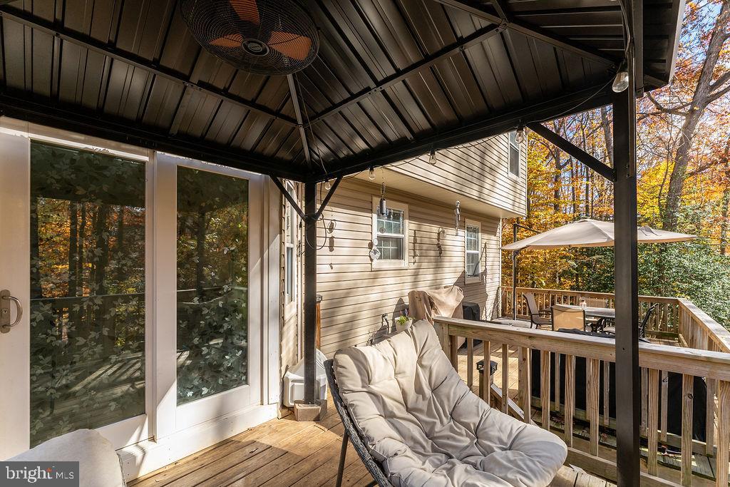 148 OAKWOOD DR, STAFFORD, Virginia 22554, 3 Bedrooms Bedrooms, 6 Rooms Rooms,2 BathroomsBathrooms,Residential,For sale,148 OAKWOOD DR,VAST2044158 MLS # VAST2044158