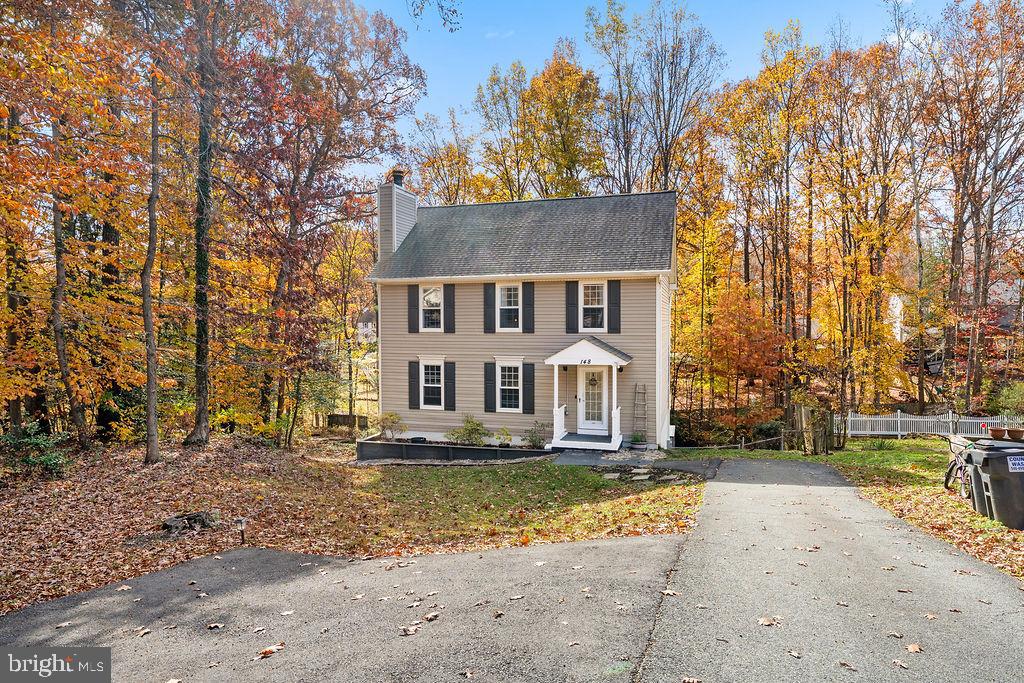 148 OAKWOOD DR, STAFFORD, Virginia 22554, 3 Bedrooms Bedrooms, 6 Rooms Rooms,2 BathroomsBathrooms,Residential,For sale,148 OAKWOOD DR,VAST2044158 MLS # VAST2044158