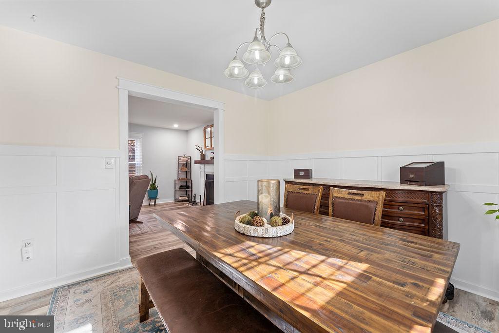 148 OAKWOOD DR, STAFFORD, Virginia 22554, 3 Bedrooms Bedrooms, 6 Rooms Rooms,2 BathroomsBathrooms,Residential,For sale,148 OAKWOOD DR,VAST2044158 MLS # VAST2044158