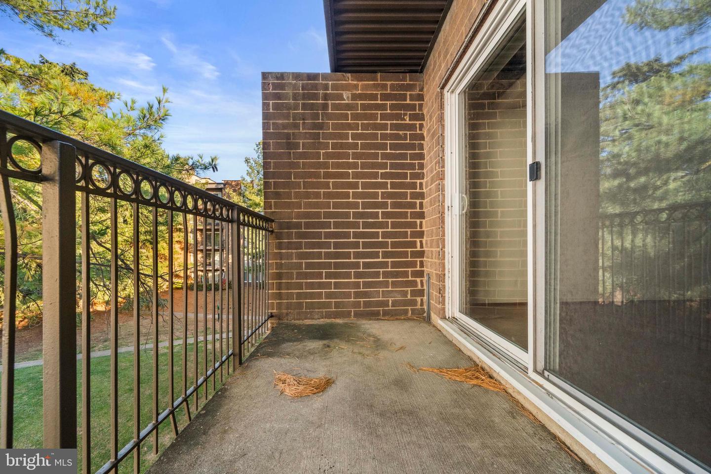 75 S REYNOLDS ST #413, ALEXANDRIA, Virginia 22304, 1 Bedroom Bedrooms, ,1 BathroomBathrooms,Residential,For sale,75 S REYNOLDS ST #413,VAAX2051676 MLS # VAAX2051676 75 S REYNOLDS ST #413, ALEXANDRIA, Virginia 22304, 1 Bedroom Bedrooms, ,1 BathroomBathrooms,Residential,For sale,75 S REYNOLDS ST #413,VAAX2051676 MLS # VAAX2051676