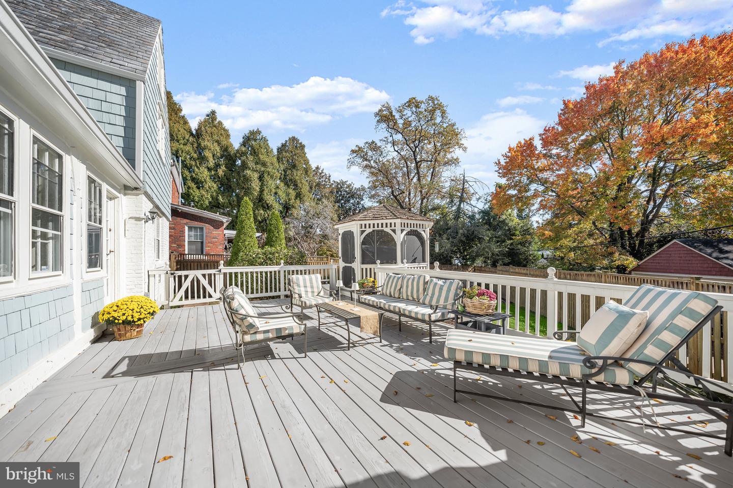 4922 ALBEMARLE ST NW, WASHINGTON, District Of Columbia 20016, 3 Bedrooms Bedrooms, ,3 BathroomsBathrooms,Residential,For sale,4922 ALBEMARLE ST NW,DCDC2231336 MLS # DCDC2231336 4922 ALBEMARLE ST NW, WASHINGTON, District Of Columbia 20016, 3 Bedrooms Bedrooms, ,3 BathroomsBathrooms,Residential,For sale,4922 ALBEMARLE ST NW,DCDC2231336 MLS # DCDC2231336