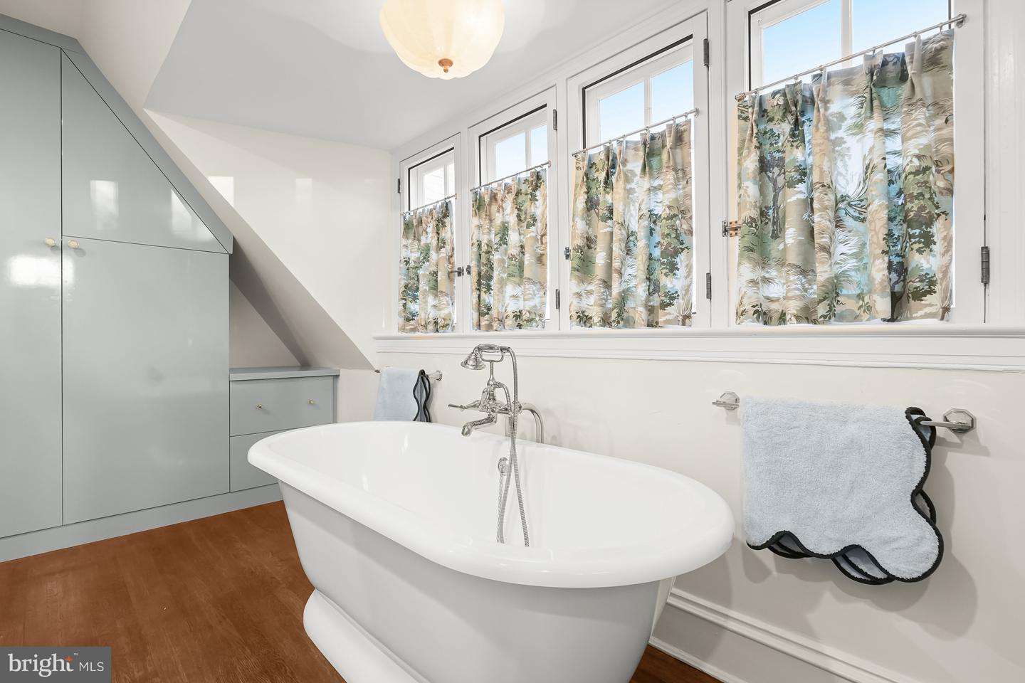 4922 ALBEMARLE ST NW, WASHINGTON, District Of Columbia 20016, 3 Bedrooms Bedrooms, ,3 BathroomsBathrooms,Residential,For sale,4922 ALBEMARLE ST NW,DCDC2231336 MLS # DCDC2231336 4922 ALBEMARLE ST NW, WASHINGTON, District Of Columbia 20016, 3 Bedrooms Bedrooms, ,3 BathroomsBathrooms,Residential,For sale,4922 ALBEMARLE ST NW,DCDC2231336 MLS # DCDC2231336