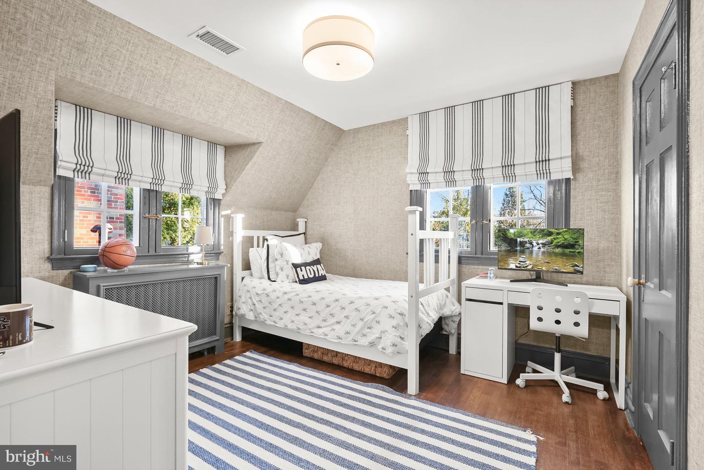 4922 ALBEMARLE ST NW, WASHINGTON, District Of Columbia 20016, 3 Bedrooms Bedrooms, ,3 BathroomsBathrooms,Residential,For sale,4922 ALBEMARLE ST NW,DCDC2231336 MLS # DCDC2231336 4922 ALBEMARLE ST NW, WASHINGTON, District Of Columbia 20016, 3 Bedrooms Bedrooms, ,3 BathroomsBathrooms,Residential,For sale,4922 ALBEMARLE ST NW,DCDC2231336 MLS # DCDC2231336