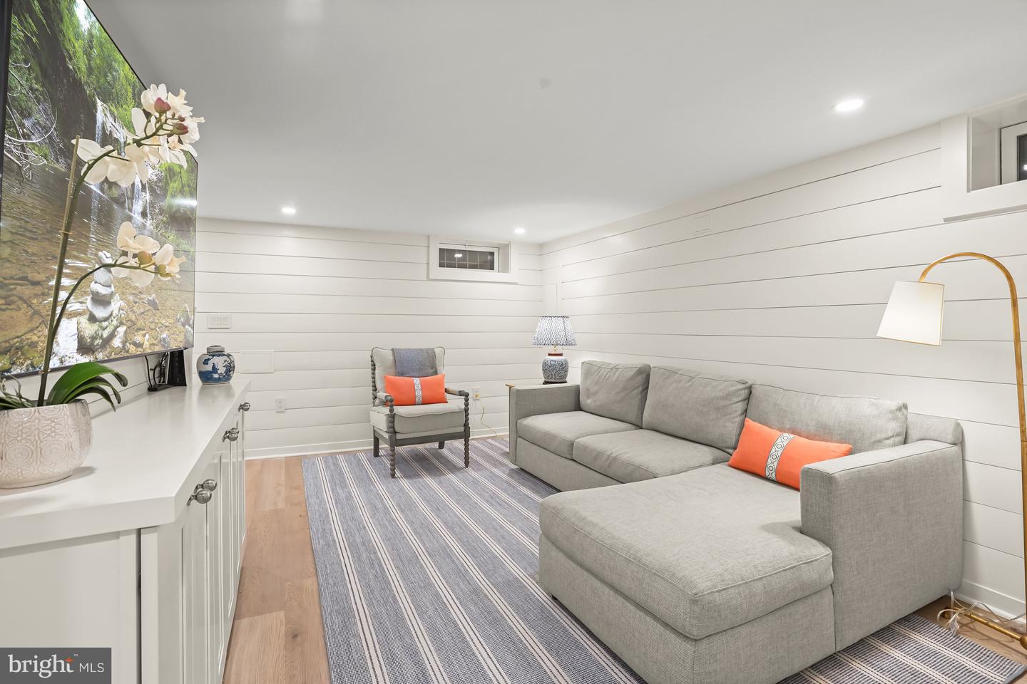 4922 ALBEMARLE ST NW, WASHINGTON, District Of Columbia 20016, 3 Bedrooms Bedrooms, ,3 BathroomsBathrooms,Residential,For sale,4922 ALBEMARLE ST NW,DCDC2231336 MLS # DCDC2231336 4922 ALBEMARLE ST NW, WASHINGTON, District Of Columbia 20016, 3 Bedrooms Bedrooms, ,3 BathroomsBathrooms,Residential,For sale,4922 ALBEMARLE ST NW,DCDC2231336 MLS # DCDC2231336