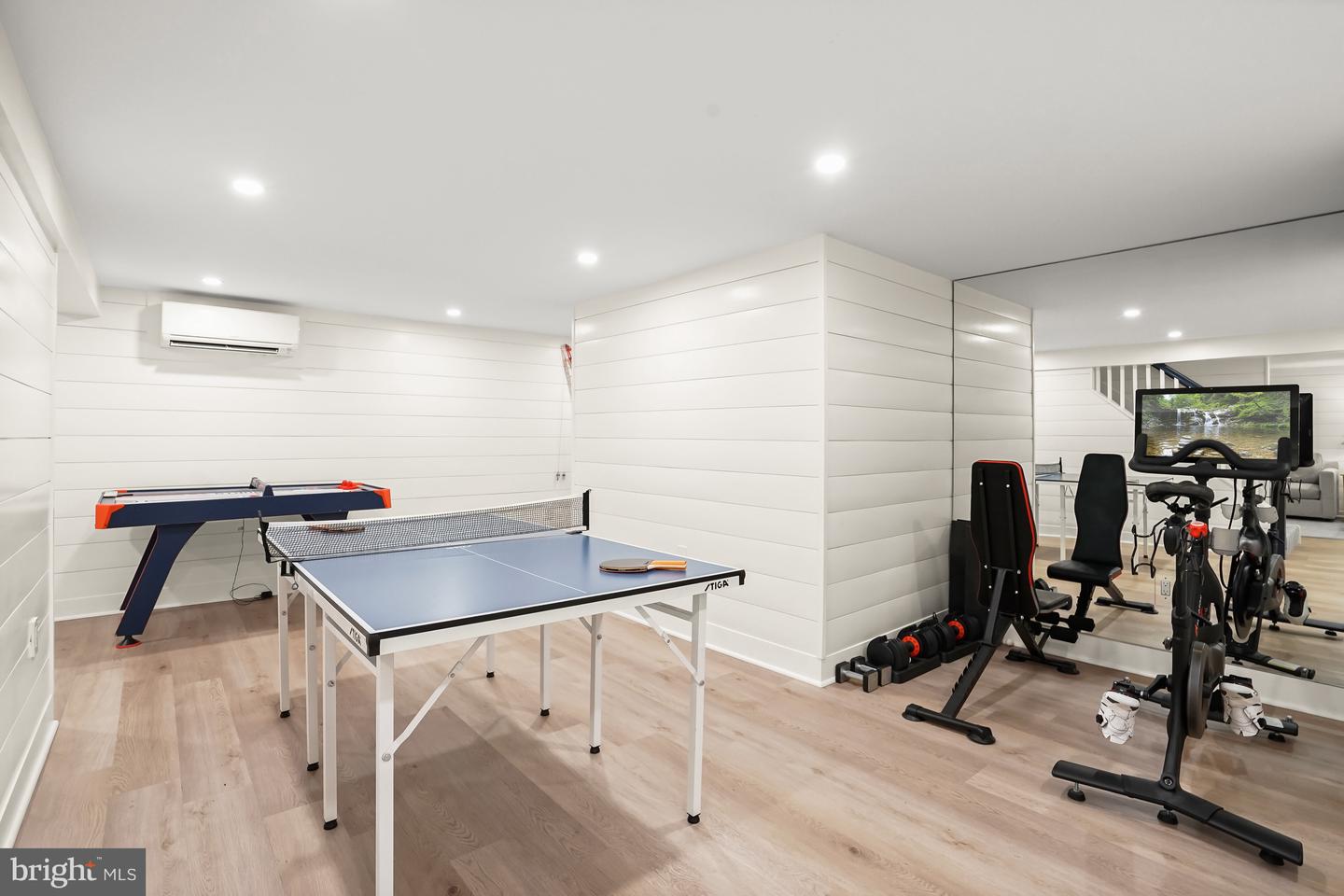 4922 ALBEMARLE ST NW, WASHINGTON, District Of Columbia 20016, 3 Bedrooms Bedrooms, ,3 BathroomsBathrooms,Residential,For sale,4922 ALBEMARLE ST NW,DCDC2231336 MLS # DCDC2231336 4922 ALBEMARLE ST NW, WASHINGTON, District Of Columbia 20016, 3 Bedrooms Bedrooms, ,3 BathroomsBathrooms,Residential,For sale,4922 ALBEMARLE ST NW,DCDC2231336 MLS # DCDC2231336