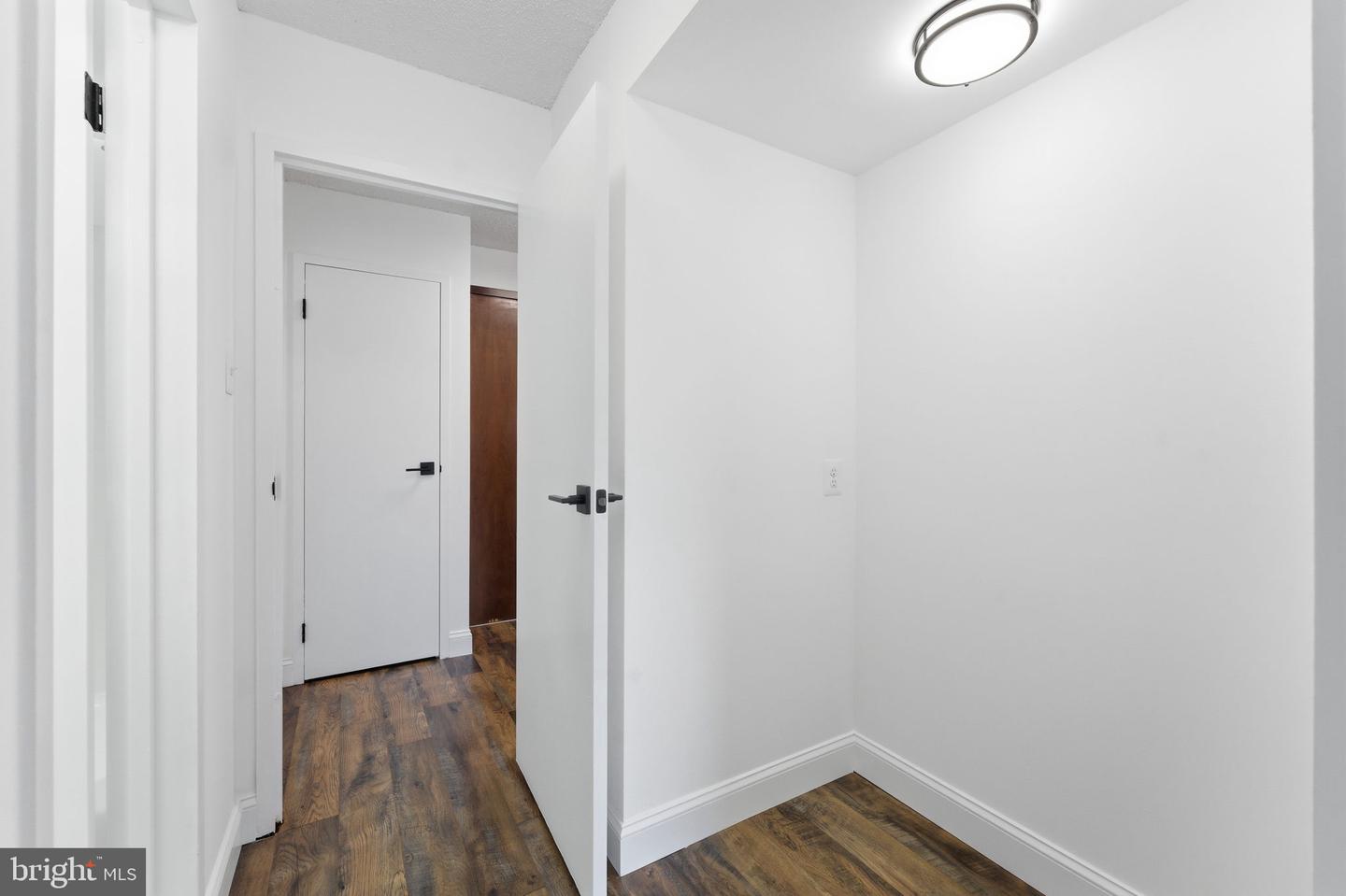 250 S REYNOLDS ST #508, ALEXANDRIA, Virginia 22304, 1 Bedroom Bedrooms, ,1 BathroomBathrooms,Residential,For sale,250 S REYNOLDS ST #508,VAAX2051726 MLS # VAAX2051726 250 S REYNOLDS ST #508, ALEXANDRIA, Virginia 22304, 1 Bedroom Bedrooms, ,1 BathroomBathrooms,Residential,For sale,250 S REYNOLDS ST #508,VAAX2051726 MLS # VAAX2051726