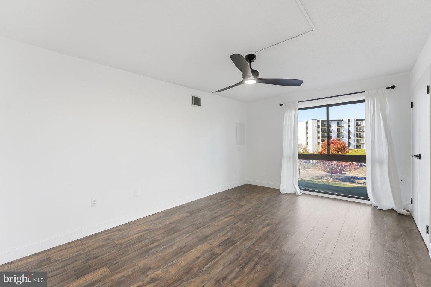 250 S REYNOLDS ST #508, ALEXANDRIA, Virginia 22304, 1 Bedroom Bedrooms, ,1 BathroomBathrooms,Residential,For sale,250 S REYNOLDS ST #508,VAAX2051726 MLS # VAAX2051726 250 S REYNOLDS ST #508, ALEXANDRIA, Virginia 22304, 1 Bedroom Bedrooms, ,1 BathroomBathrooms,Residential,For sale,250 S REYNOLDS ST #508,VAAX2051726 MLS # VAAX2051726