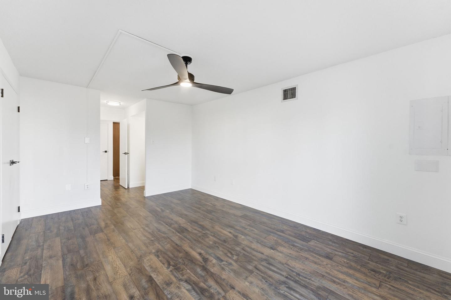 250 S REYNOLDS ST #508, ALEXANDRIA, Virginia 22304, 1 Bedroom Bedrooms, ,1 BathroomBathrooms,Residential,For sale,250 S REYNOLDS ST #508,VAAX2051726 MLS # VAAX2051726 250 S REYNOLDS ST #508, ALEXANDRIA, Virginia 22304, 1 Bedroom Bedrooms, ,1 BathroomBathrooms,Residential,For sale,250 S REYNOLDS ST #508,VAAX2051726 MLS # VAAX2051726