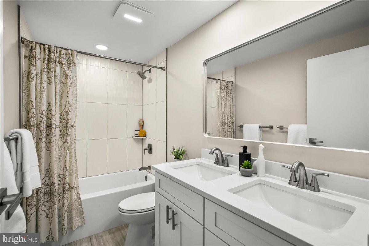 2904 BLUE ROBIN, OAK HILL, Virginia 20171, 5 Bedrooms Bedrooms, ,3 BathroomsBathrooms,Residential,For sale,2904 BLUE ROBIN,VAFX2278728 MLS # VAFX2278728 2904 BLUE ROBIN, OAK HILL, Virginia 20171, 5 Bedrooms Bedrooms, ,3 BathroomsBathrooms,Residential,For sale,2904 BLUE ROBIN,VAFX2278728 MLS # VAFX2278728