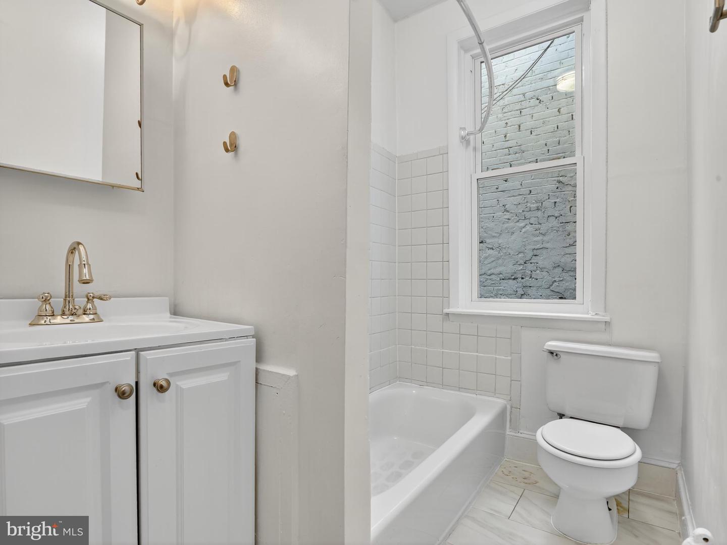 825 11TH ST NE, WASHINGTON, District Of Columbia 20002, 3 Bedrooms Bedrooms, 4 Rooms Rooms,1 BathroomBathrooms,Residential,For sale,825 11TH ST NE,DCDC2231498 MLS # DCDC2231498 825 11TH ST NE, WASHINGTON, District Of Columbia 20002, 3 Bedrooms Bedrooms, 4 Rooms Rooms,1 BathroomBathrooms,Residential,For sale,825 11TH ST NE,DCDC2231498 MLS # DCDC2231498