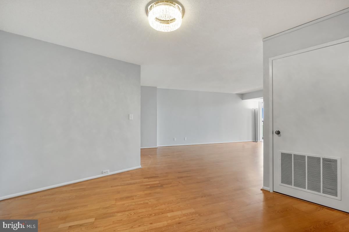 5902 MOUNT EAGLE DR #1503, ALEXANDRIA, Virginia 22303, 2 Bedrooms Bedrooms, 8 Rooms Rooms,1 BathroomBathrooms,Residential,For sale,5902 MOUNT EAGLE DR #1503,VAFX2278870 MLS # VAFX2278870 5902 MOUNT EAGLE DR #1503, ALEXANDRIA, Virginia 22303, 2 Bedrooms Bedrooms, 8 Rooms Rooms,1 BathroomBathrooms,Residential,For sale,5902 MOUNT EAGLE DR #1503,VAFX2278870 MLS # VAFX2278870