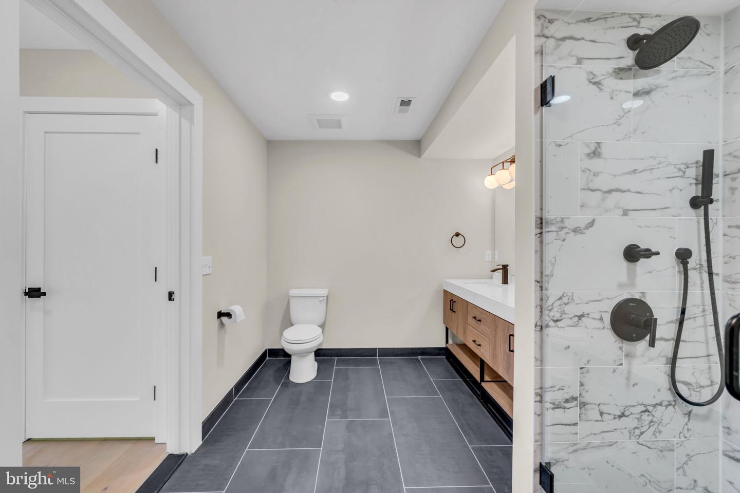 919 12TH ST NE #A303, WASHINGTON, District Of Columbia 20002, 2 Bedrooms Bedrooms, ,2 BathroomsBathrooms,Residential,For sale,919 12TH ST NE #A303,DCDC2231528 MLS # DCDC2231528 919 12TH ST NE #A303, WASHINGTON, District Of Columbia 20002, 2 Bedrooms Bedrooms, ,2 BathroomsBathrooms,Residential,For sale,919 12TH ST NE #A303,DCDC2231528 MLS # DCDC2231528