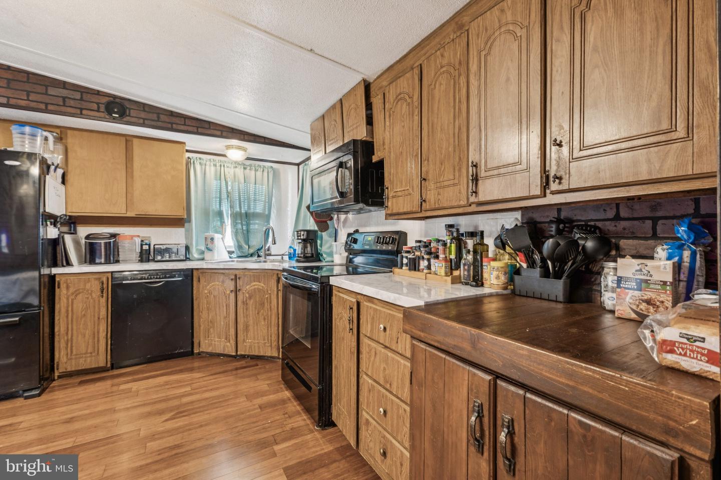 10237 HOOK RD, RAPIDAN, Virginia 22733, 3 Bedrooms Bedrooms, ,2 BathroomsBathrooms,Residential,For sale,10237 HOOK RD,VAOR2012776 MLS # VAOR2012776 10237 HOOK RD, RAPIDAN, Virginia 22733, 3 Bedrooms Bedrooms, ,2 BathroomsBathrooms,Residential,For sale,10237 HOOK RD,VAOR2012776 MLS # VAOR2012776