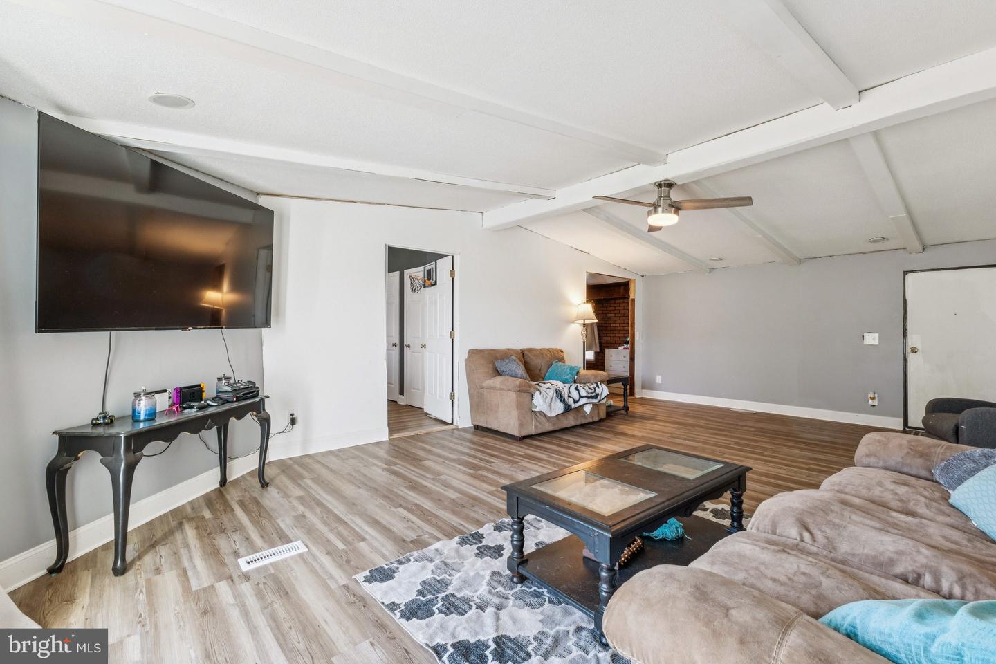 10237 HOOK RD, RAPIDAN, Virginia 22733, 3 Bedrooms Bedrooms, ,2 BathroomsBathrooms,Residential,For sale,10237 HOOK RD,VAOR2012776 MLS # VAOR2012776 10237 HOOK RD, RAPIDAN, Virginia 22733, 3 Bedrooms Bedrooms, ,2 BathroomsBathrooms,Residential,For sale,10237 HOOK RD,VAOR2012776 MLS # VAOR2012776