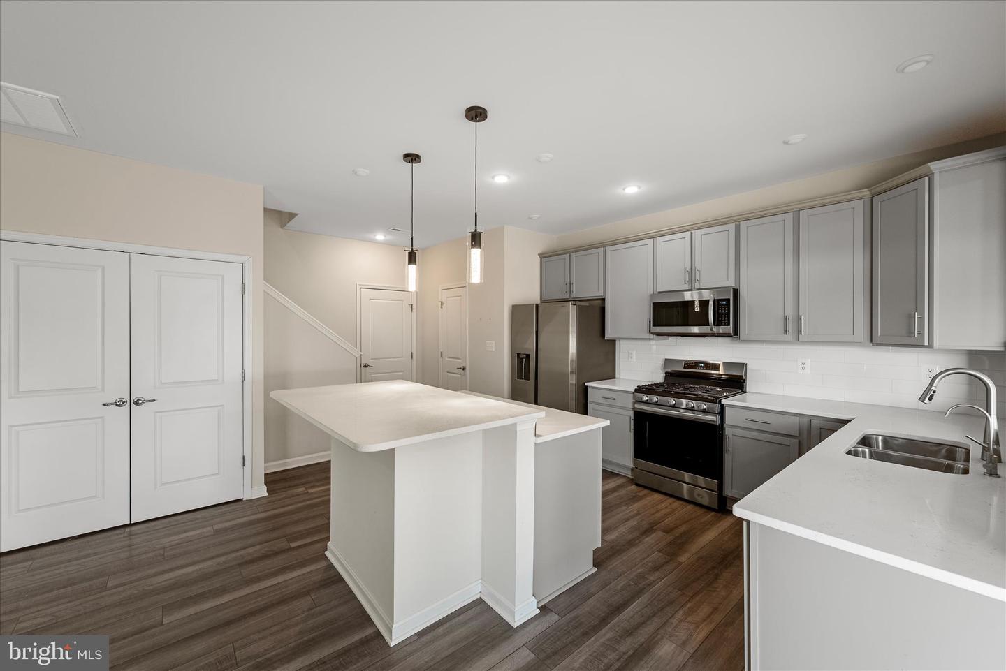 77 SIGNAL KNOB COTTAGE DR, STRASBURG, Virginia 22657, 4 Bedrooms Bedrooms, ,2 BathroomsBathrooms,Residential,For sale,77 SIGNAL KNOB COTTAGE DR,VASH2012962 MLS # VASH2012962 77 SIGNAL KNOB COTTAGE DR, STRASBURG, Virginia 22657, 4 Bedrooms Bedrooms, ,2 BathroomsBathrooms,Residential,For sale,77 SIGNAL KNOB COTTAGE DR,VASH2012962 MLS # VASH2012962