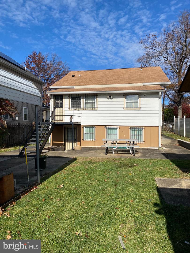 1005 EVARTS ST NE, WASHINGTON, District Of Columbia 20018, 3 Bedrooms Bedrooms, ,3 BathroomsBathrooms,Residential,For sale,1005 EVARTS ST NE,DCDC2231402 MLS # DCDC2231402 1005 EVARTS ST NE, WASHINGTON, District Of Columbia 20018, 3 Bedrooms Bedrooms, ,3 BathroomsBathrooms,Residential,For sale,1005 EVARTS ST NE,DCDC2231402 MLS # DCDC2231402