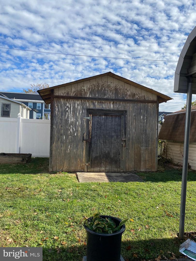 1005 EVARTS ST NE, WASHINGTON, District Of Columbia 20018, 3 Bedrooms Bedrooms, ,3 BathroomsBathrooms,Residential,For sale,1005 EVARTS ST NE,DCDC2231402 MLS # DCDC2231402 1005 EVARTS ST NE, WASHINGTON, District Of Columbia 20018, 3 Bedrooms Bedrooms, ,3 BathroomsBathrooms,Residential,For sale,1005 EVARTS ST NE,DCDC2231402 MLS # DCDC2231402