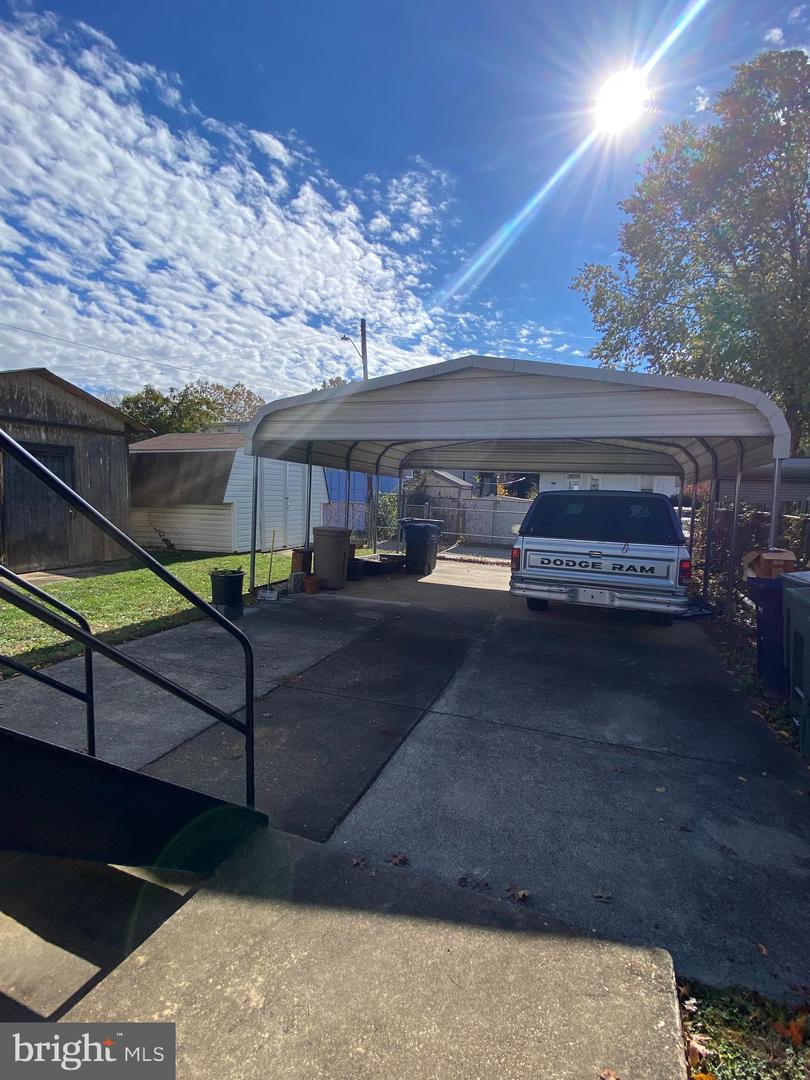 1005 EVARTS ST NE, WASHINGTON, District Of Columbia 20018, 3 Bedrooms Bedrooms, ,3 BathroomsBathrooms,Residential,For sale,1005 EVARTS ST NE,DCDC2231402 MLS # DCDC2231402 1005 EVARTS ST NE, WASHINGTON, District Of Columbia 20018, 3 Bedrooms Bedrooms, ,3 BathroomsBathrooms,Residential,For sale,1005 EVARTS ST NE,DCDC2231402 MLS # DCDC2231402