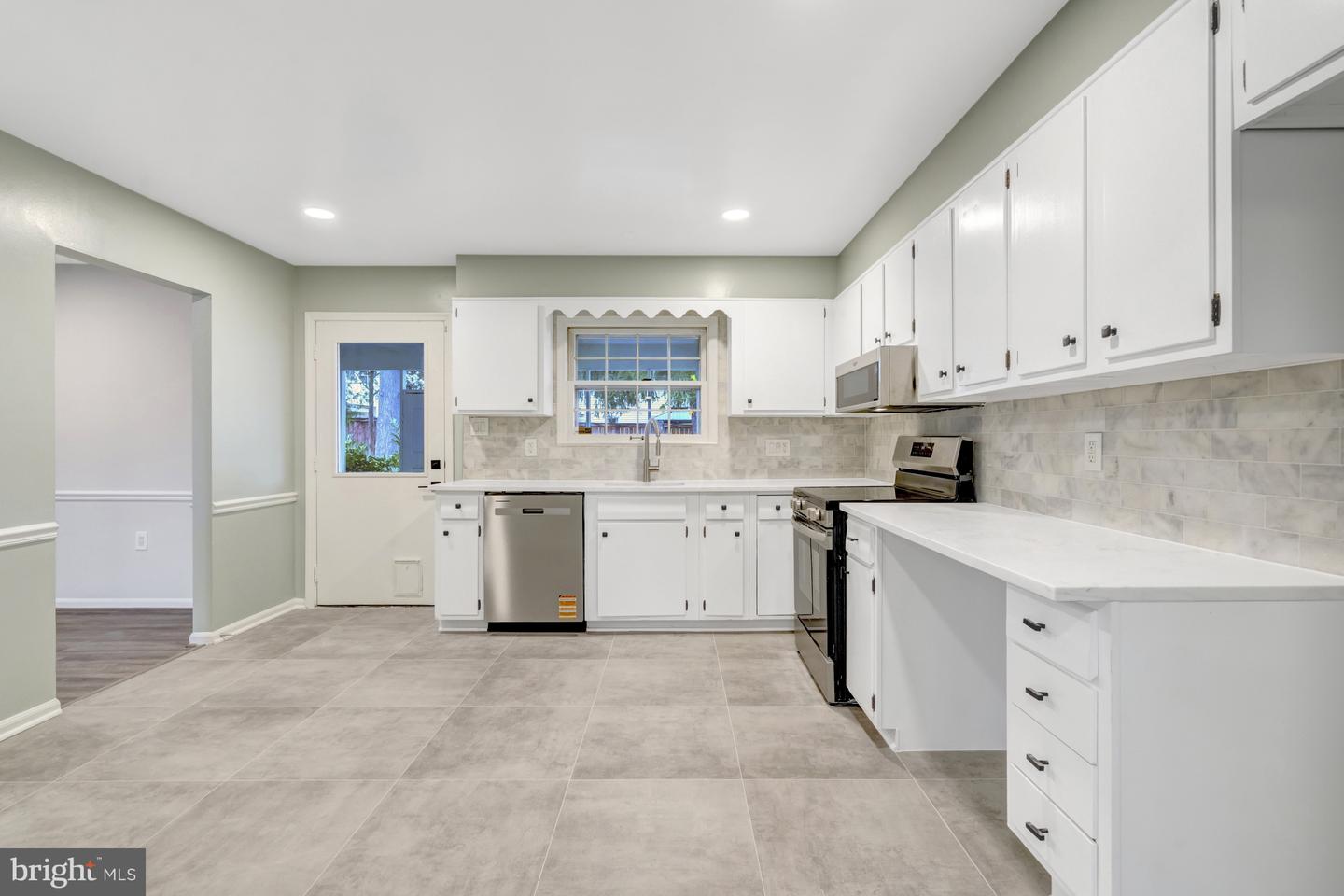 104 W AMHURST PL, STERLING, Virginia 20164, 3 Bedrooms Bedrooms, 8 Rooms Rooms,2 BathroomsBathrooms,Residential,For sale,104 W AMHURST PL,VALO2111002 MLS # VALO2111002 104 W AMHURST PL, STERLING, Virginia 20164, 3 Bedrooms Bedrooms, 8 Rooms Rooms,2 BathroomsBathrooms,Residential,For sale,104 W AMHURST PL,VALO2111002 MLS # VALO2111002