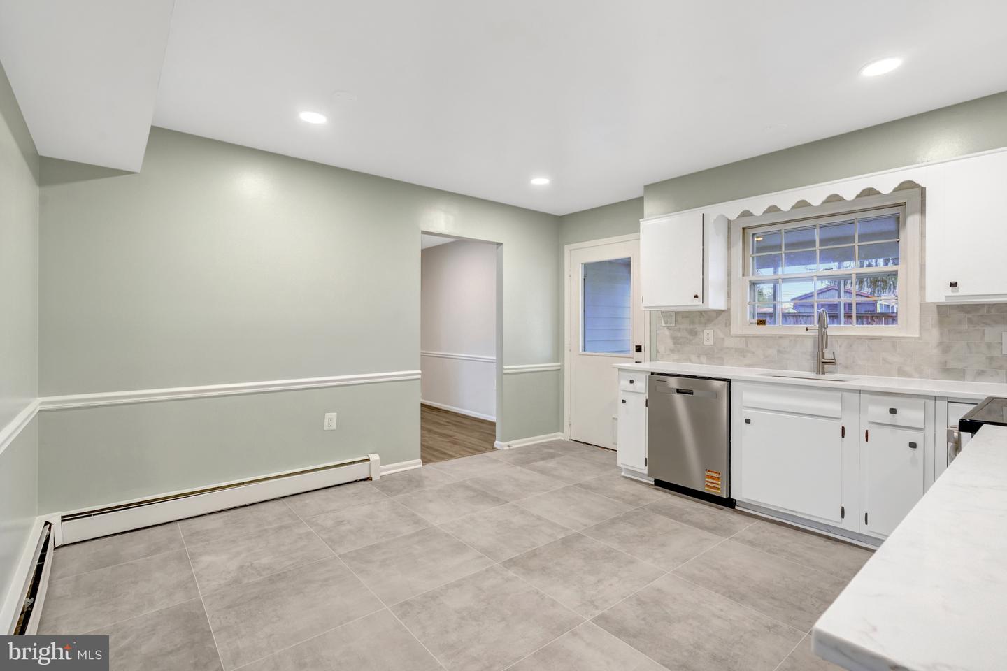 104 W AMHURST PL, STERLING, Virginia 20164, 3 Bedrooms Bedrooms, 8 Rooms Rooms,2 BathroomsBathrooms,Residential,For sale,104 W AMHURST PL,VALO2111002 MLS # VALO2111002 104 W AMHURST PL, STERLING, Virginia 20164, 3 Bedrooms Bedrooms, 8 Rooms Rooms,2 BathroomsBathrooms,Residential,For sale,104 W AMHURST PL,VALO2111002 MLS # VALO2111002