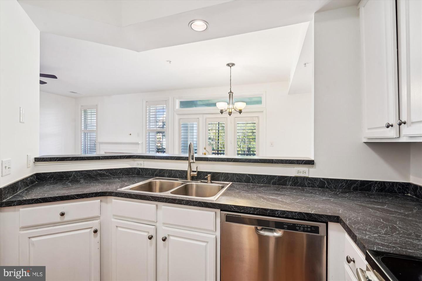 1314 GARDEN CIR #C, RESTON, Virginia 20194, 2 Bedrooms Bedrooms, 8 Rooms Rooms,2 BathroomsBathrooms,Residential,For sale,1314 GARDEN CIR #C,VAFX2278734 MLS # VAFX2278734