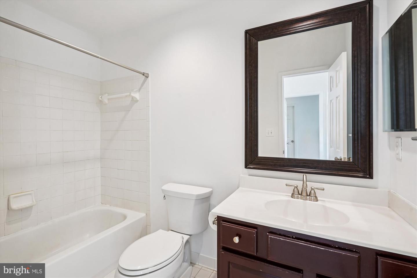 1314 GARDEN CIR #C, RESTON, Virginia 20194, 2 Bedrooms Bedrooms, 8 Rooms Rooms,2 BathroomsBathrooms,Residential,For sale,1314 GARDEN CIR #C,VAFX2278734 MLS # VAFX2278734