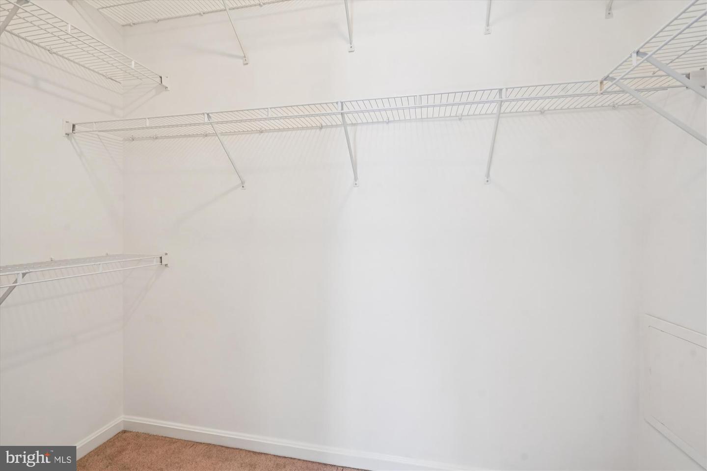 1314 GARDEN CIR #C, RESTON, Virginia 20194, 2 Bedrooms Bedrooms, 8 Rooms Rooms,2 BathroomsBathrooms,Residential,For sale,1314 GARDEN CIR #C,VAFX2278734 MLS # VAFX2278734