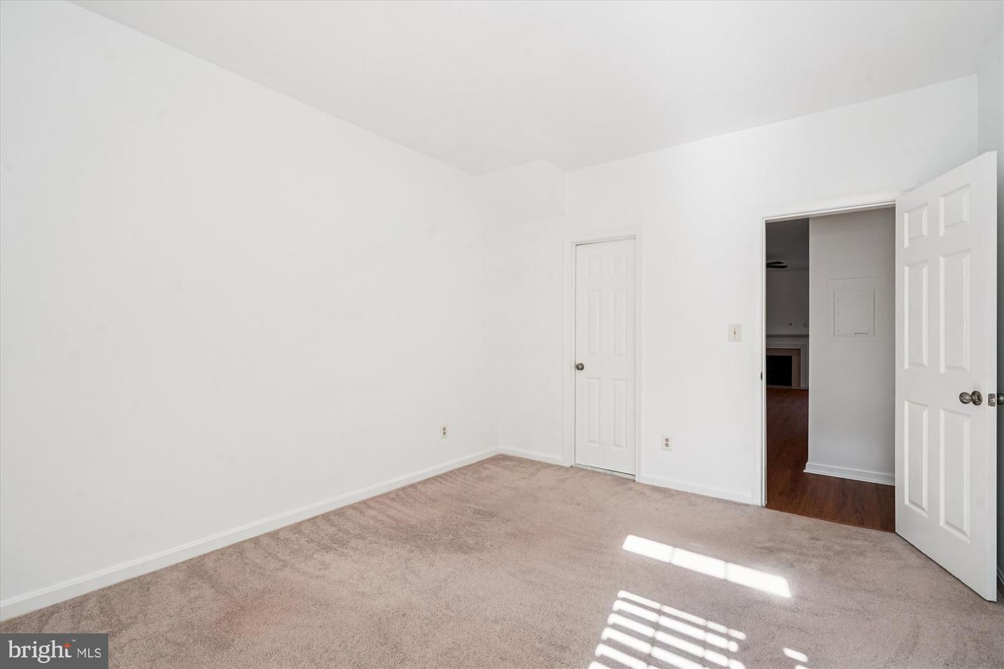 1314 GARDEN CIR #C, RESTON, Virginia 20194, 2 Bedrooms Bedrooms, 8 Rooms Rooms,2 BathroomsBathrooms,Residential,For sale,1314 GARDEN CIR #C,VAFX2278734 MLS # VAFX2278734