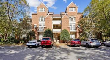1314 GARDEN CIR #C, RESTON, Virginia 20194, 2 Bedrooms Bedrooms, 8 Rooms Rooms,2 BathroomsBathrooms,Residential,For sale,1314 GARDEN CIR #C,VAFX2278734 MLS # VAFX2278734
