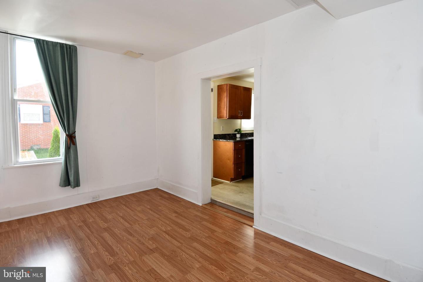 484 E QUEEN ST, STRASBURG, Virginia 22657, 2 Bedrooms Bedrooms, ,1 BathroomBathrooms,Residential,For sale,484 E QUEEN ST,VASH2012976 MLS # VASH2012976 484 E QUEEN ST, STRASBURG, Virginia 22657, 2 Bedrooms Bedrooms, ,1 BathroomBathrooms,Residential,For sale,484 E QUEEN ST,VASH2012976 MLS # VASH2012976