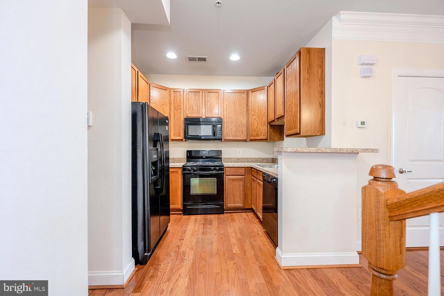 2667 SHEFFIELD HILL WAY #168, WOODBRIDGE, Virginia 22191, 2 Bedrooms Bedrooms, ,2 BathroomsBathrooms,Residential,For sale,2667 SHEFFIELD HILL WAY #168,VAPW2107684 MLS # VAPW2107684