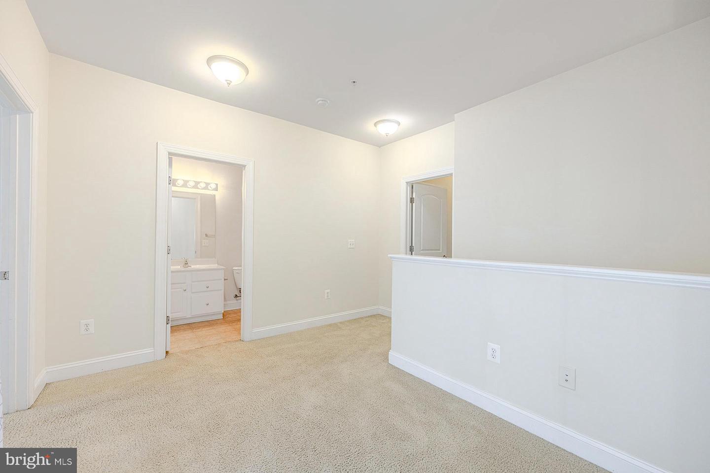 2667 SHEFFIELD HILL WAY #168, WOODBRIDGE, Virginia 22191, 2 Bedrooms Bedrooms, ,2 BathroomsBathrooms,Residential,For sale,2667 SHEFFIELD HILL WAY #168,VAPW2107684 MLS # VAPW2107684