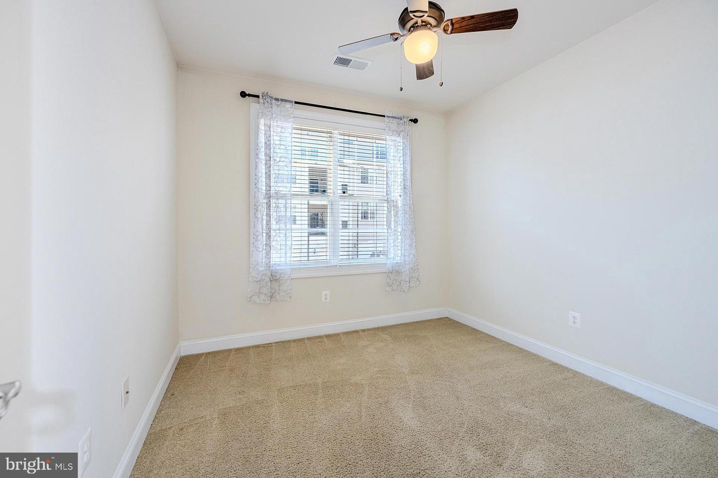 2667 SHEFFIELD HILL WAY #168, WOODBRIDGE, Virginia 22191, 2 Bedrooms Bedrooms, ,2 BathroomsBathrooms,Residential,For sale,2667 SHEFFIELD HILL WAY #168,VAPW2107684 MLS # VAPW2107684