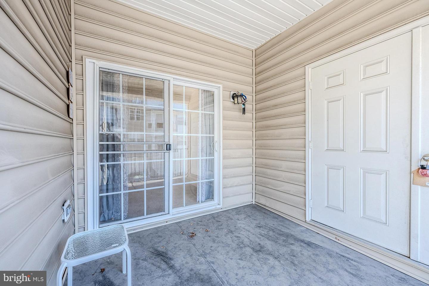 2667 SHEFFIELD HILL WAY #168, WOODBRIDGE, Virginia 22191, 2 Bedrooms Bedrooms, ,2 BathroomsBathrooms,Residential,For sale,2667 SHEFFIELD HILL WAY #168,VAPW2107684 MLS # VAPW2107684