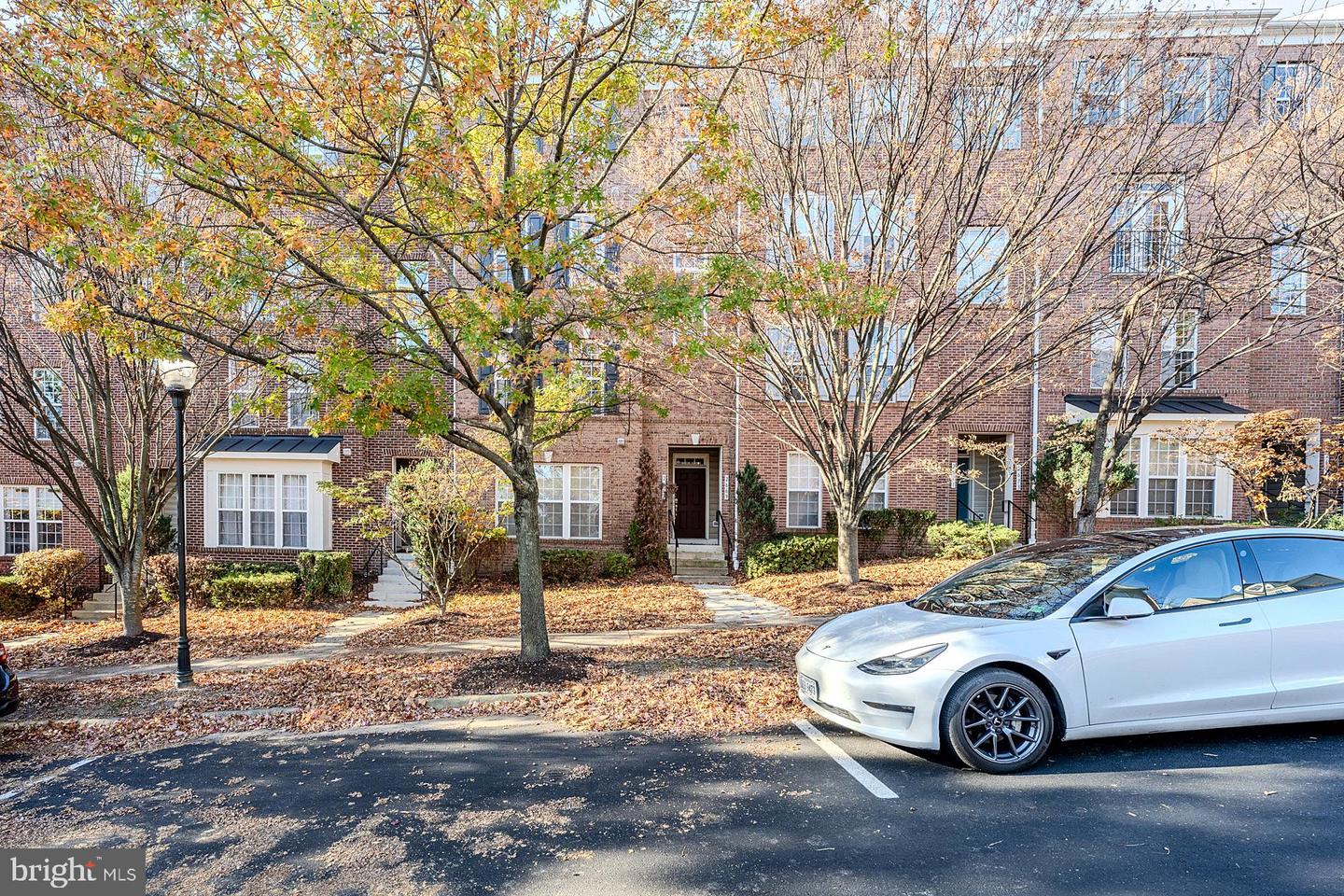 2667 SHEFFIELD HILL WAY #168, WOODBRIDGE, Virginia 22191, 2 Bedrooms Bedrooms, ,2 BathroomsBathrooms,Residential,For sale,2667 SHEFFIELD HILL WAY #168,VAPW2107684 MLS # VAPW2107684