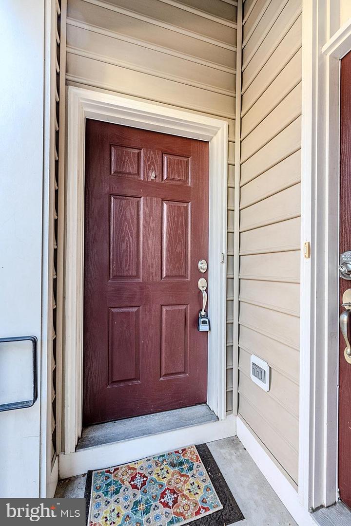 2667 SHEFFIELD HILL WAY #168, WOODBRIDGE, Virginia 22191, 2 Bedrooms Bedrooms, ,2 BathroomsBathrooms,Residential,For sale,2667 SHEFFIELD HILL WAY #168,VAPW2107684 MLS # VAPW2107684