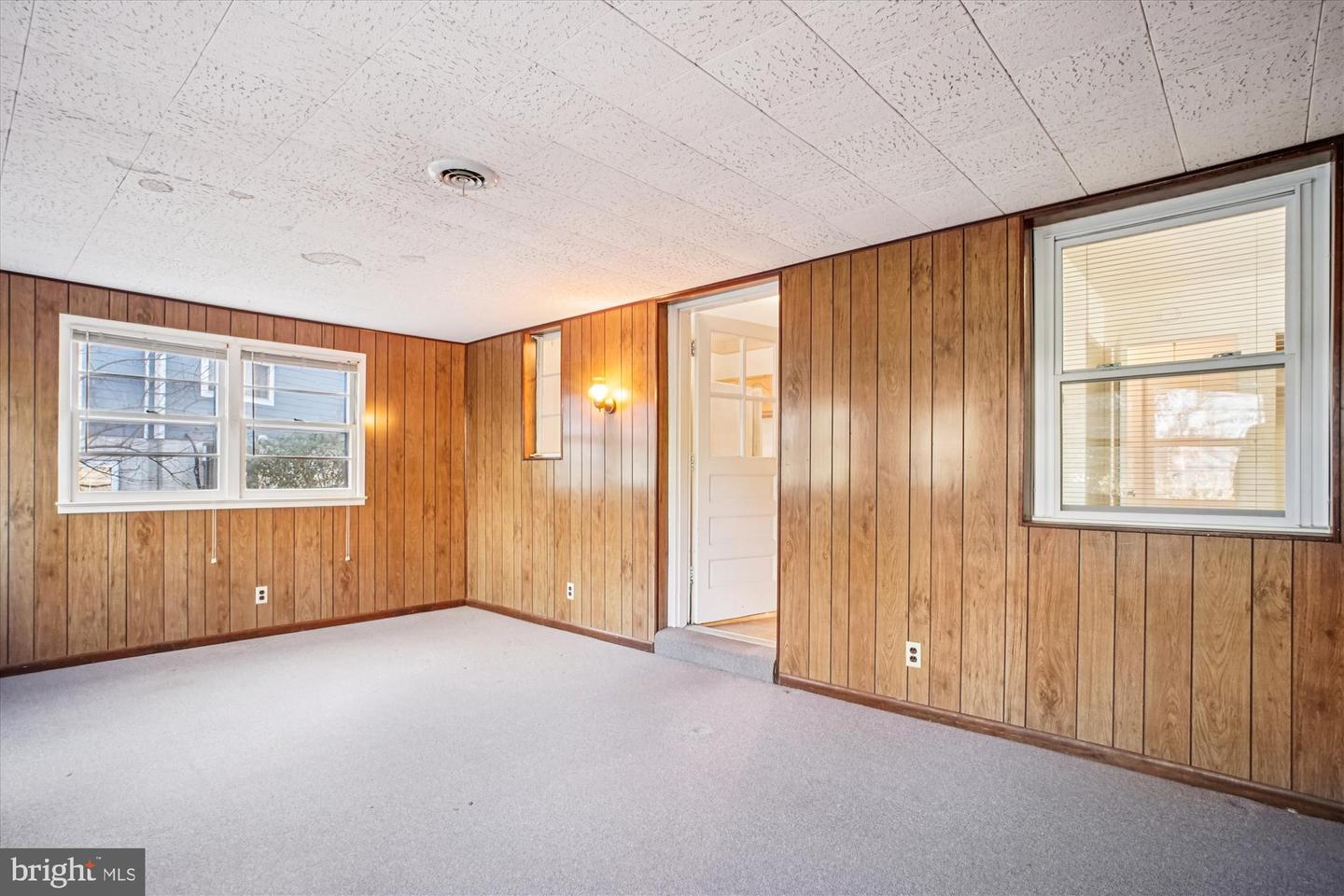 1827 OLMSTEAD DR, FALLS CHURCH, Virginia 22043, 3 Bedrooms Bedrooms, ,1 BathroomBathrooms,Residential,For sale,1827 OLMSTEAD DR,VAFX2278844 MLS # VAFX2278844 1827 OLMSTEAD DR, FALLS CHURCH, Virginia 22043, 3 Bedrooms Bedrooms, ,1 BathroomBathrooms,Residential,For sale,1827 OLMSTEAD DR,VAFX2278844 MLS # VAFX2278844