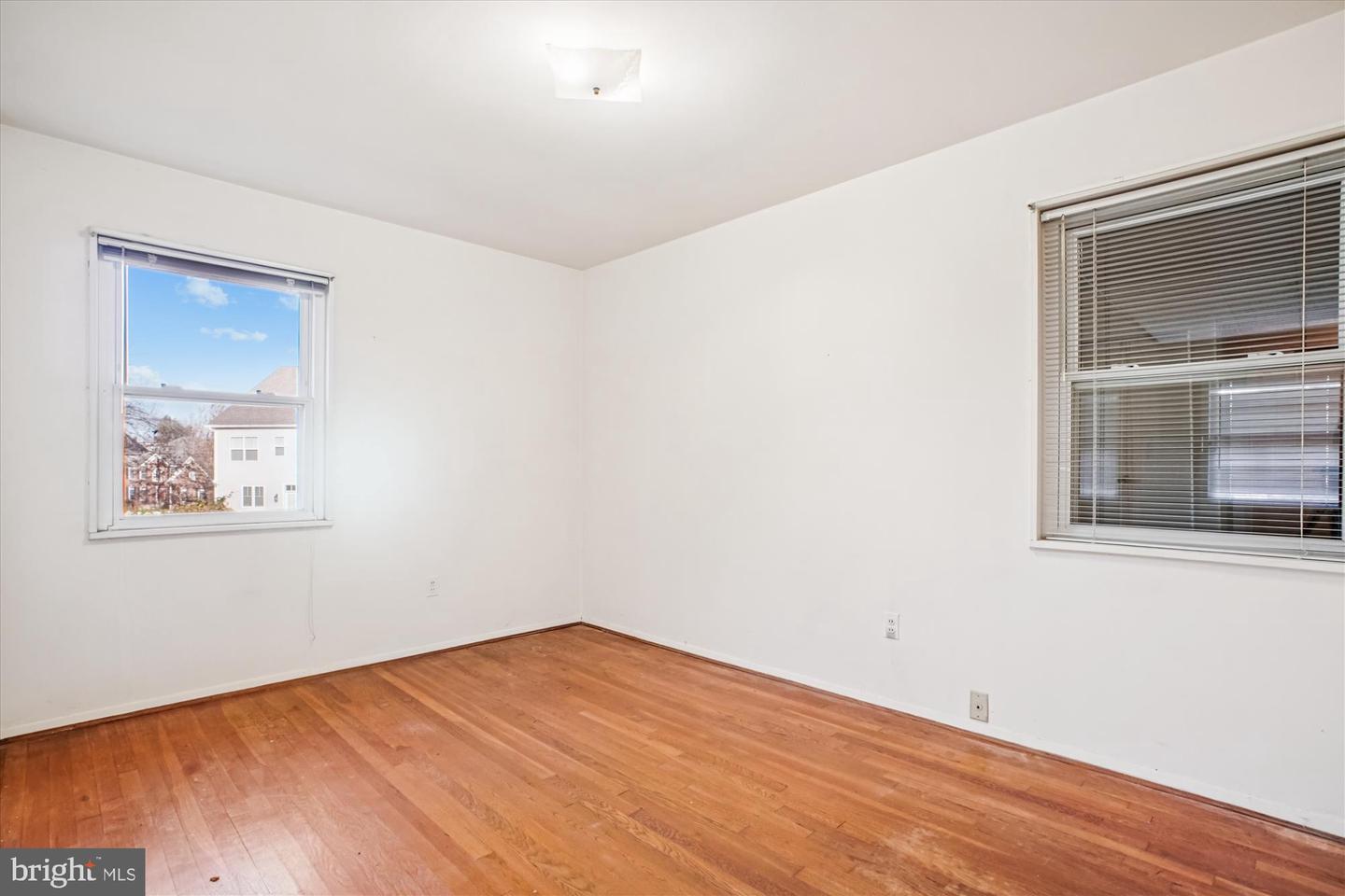 1827 OLMSTEAD DR, FALLS CHURCH, Virginia 22043, 3 Bedrooms Bedrooms, ,1 BathroomBathrooms,Residential,For sale,1827 OLMSTEAD DR,VAFX2278844 MLS # VAFX2278844 1827 OLMSTEAD DR, FALLS CHURCH, Virginia 22043, 3 Bedrooms Bedrooms, ,1 BathroomBathrooms,Residential,For sale,1827 OLMSTEAD DR,VAFX2278844 MLS # VAFX2278844