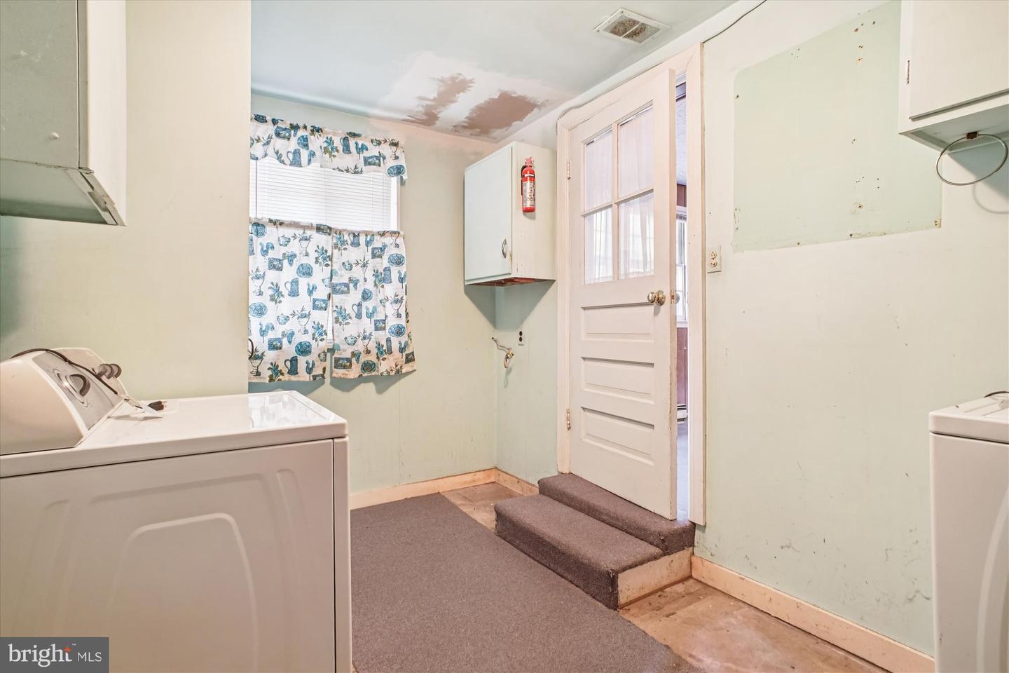 1827 OLMSTEAD DR, FALLS CHURCH, Virginia 22043, 3 Bedrooms Bedrooms, ,1 BathroomBathrooms,Residential,For sale,1827 OLMSTEAD DR,VAFX2278844 MLS # VAFX2278844 1827 OLMSTEAD DR, FALLS CHURCH, Virginia 22043, 3 Bedrooms Bedrooms, ,1 BathroomBathrooms,Residential,For sale,1827 OLMSTEAD DR,VAFX2278844 MLS # VAFX2278844