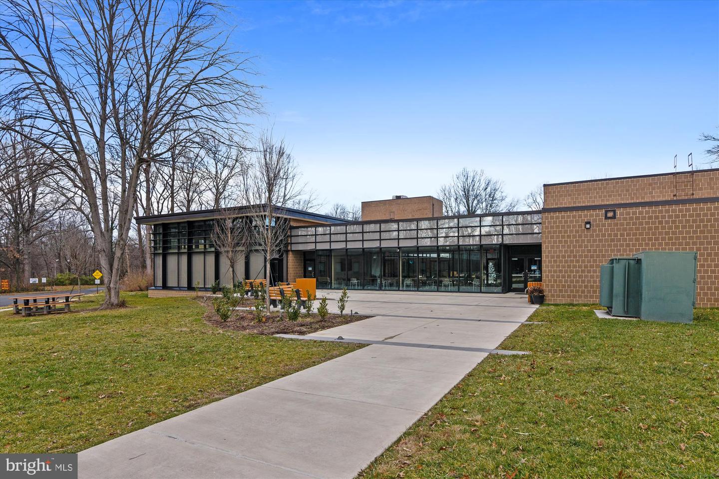 1827 OLMSTEAD DR, FALLS CHURCH, Virginia 22043, 3 Bedrooms Bedrooms, ,1 BathroomBathrooms,Residential,For sale,1827 OLMSTEAD DR,VAFX2278844 MLS # VAFX2278844 1827 OLMSTEAD DR, FALLS CHURCH, Virginia 22043, 3 Bedrooms Bedrooms, ,1 BathroomBathrooms,Residential,For sale,1827 OLMSTEAD DR,VAFX2278844 MLS # VAFX2278844