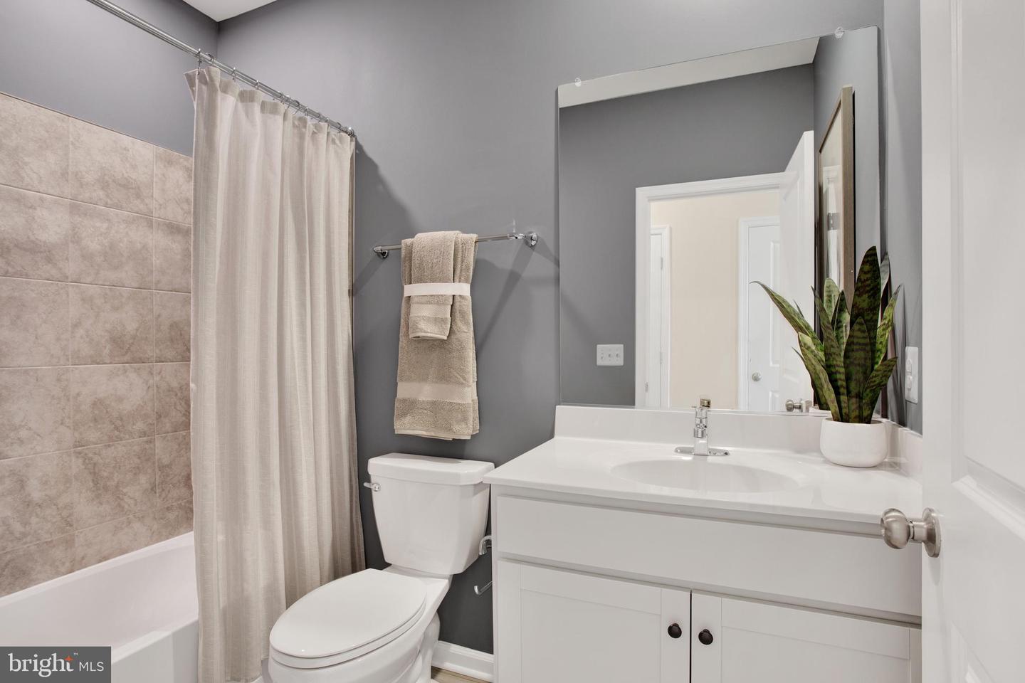 9664 SWALLOWTAIL LANE, MANASSAS, Virginia 20110, 3 Bedrooms Bedrooms, ,2 BathroomsBathrooms,Residential,For sale,9664 SWALLOWTAIL LANE,VAMN2009688 MLS # VAMN2009688