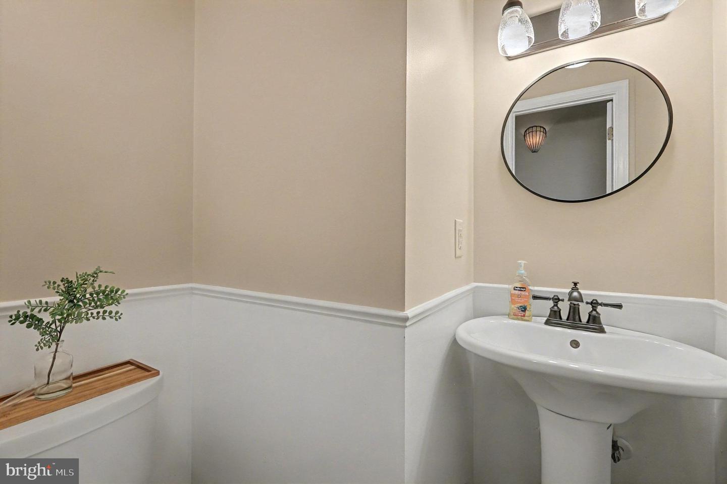 807 NORTHERN SPY DR, LINDEN, Virginia 22642, 3 Bedrooms Bedrooms, ,2 BathroomsBathrooms,Residential,For sale,807 NORTHERN SPY DR,VAWR2012770 MLS # VAWR2012770 807 NORTHERN SPY DR, LINDEN, Virginia 22642, 3 Bedrooms Bedrooms, ,2 BathroomsBathrooms,Residential,For sale,807 NORTHERN SPY DR,VAWR2012770 MLS # VAWR2012770